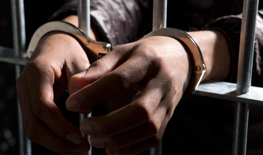 Emberölés miatt emeltek vádat három fiatal ellen Borsodban