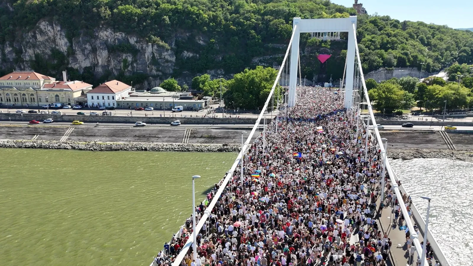 Ne is fáradjon a kormányzással, Miniszterelnök úr!
