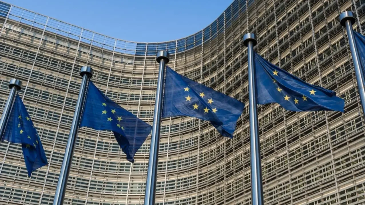 Értékeli az Európai Unió, hogy a kormány megfutamodott, és mégsem lesz szavazás az átláthatósági törvényről