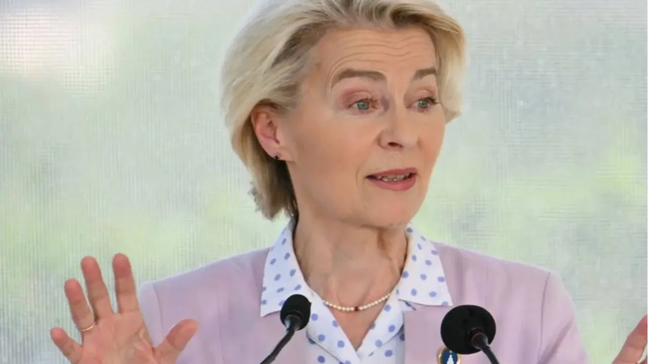 „Civil” szervezeteket fizethetett Ursula von der Leyen a közvélemény manipulálására