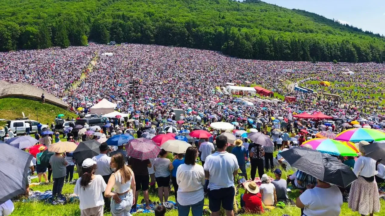 God’s Voice Calls the Hungarian People to Csíksomlyó