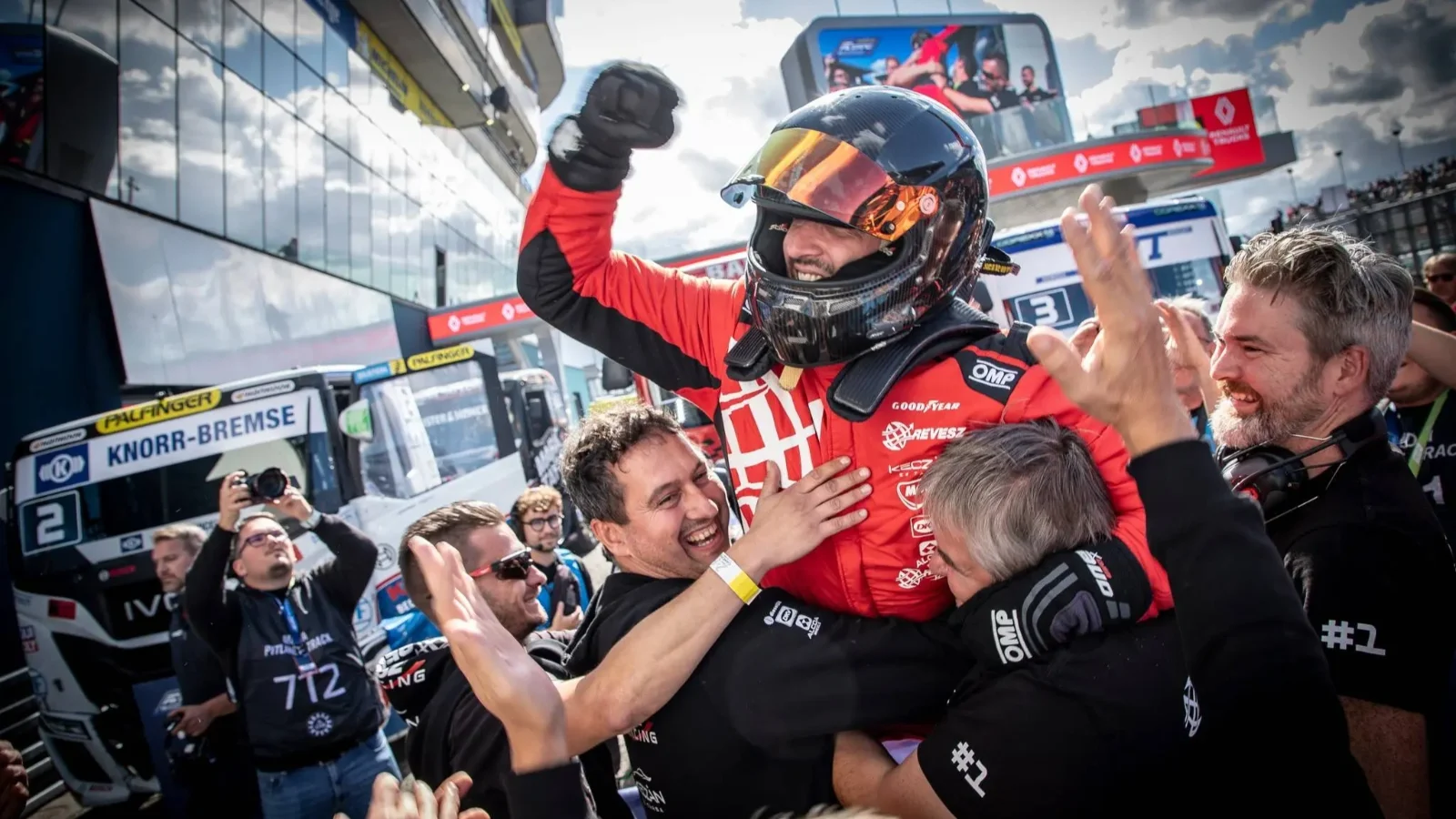 Hetedik Európa-bajnoki címével lett rekorder a kamionversenyző Kiss Norbert