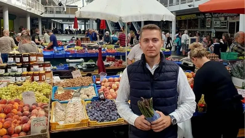 Példát mutat a Mi Hazánk: magyar termelőknél vásárolnak a párt képviselőjelöltjei