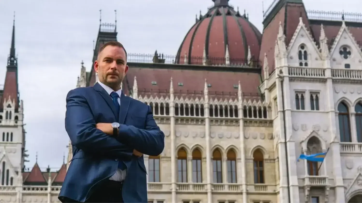 Programhoz és miniszterelnök-jelölti vitához kötné a választáson való indulást a Mi Hazánk