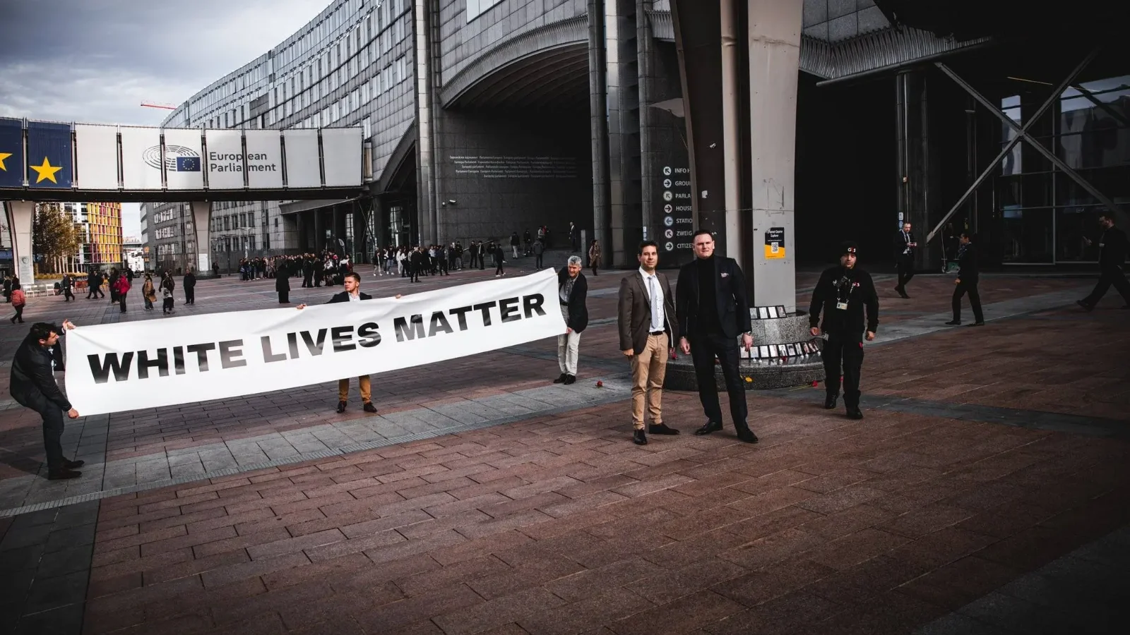 Tomasz Froelich és Alexander Jungbluth, az Európai Parlament képviselői (AfD, Németország) – Forrás: Tomasz Froelich X-oldala.