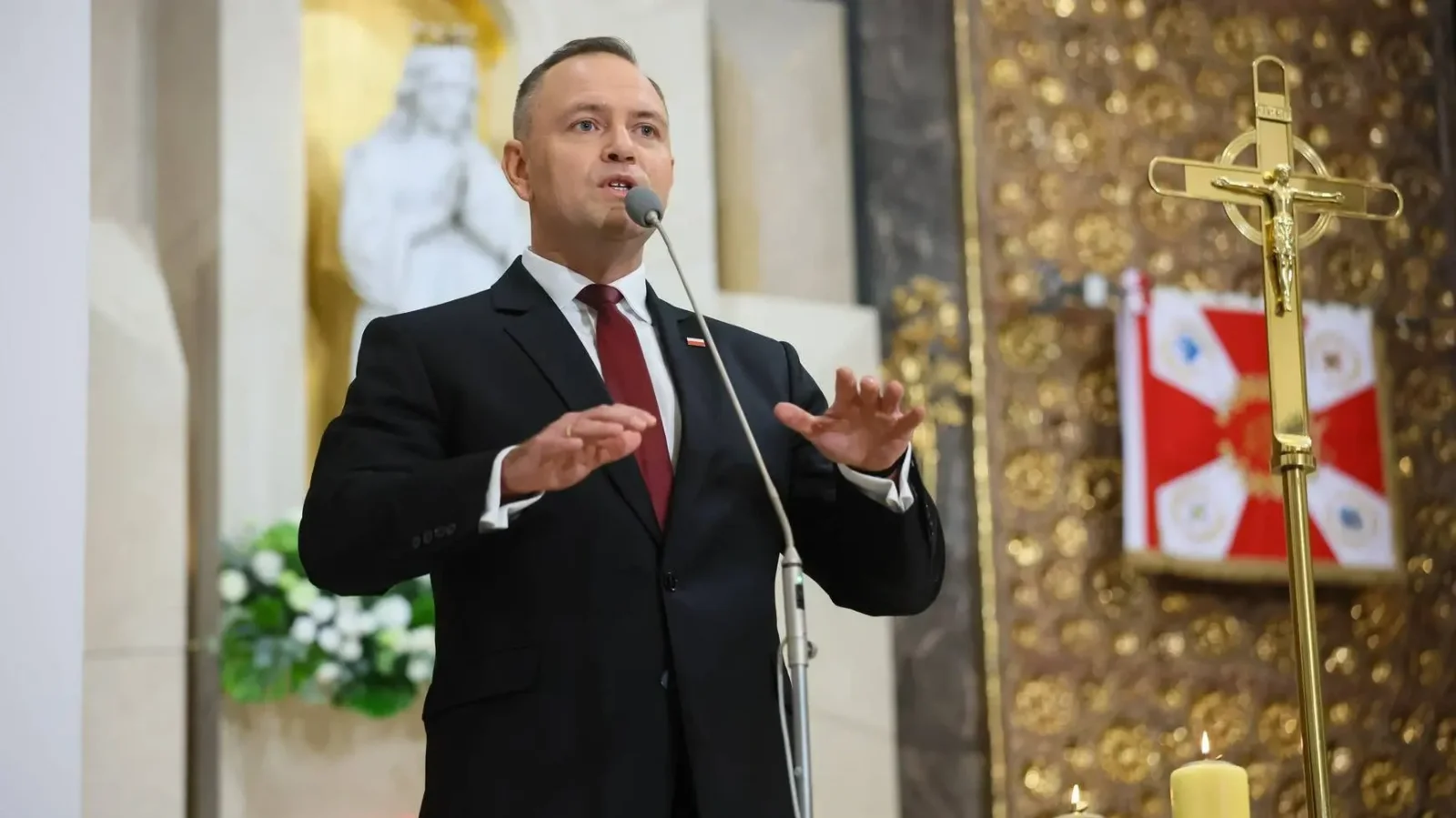 Karol Nawrocki kizárólag a lengyel keresztény hagyományok és ünnepek ápolását tartja feladatának