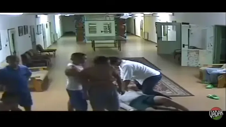 Szőlő utca – tömegverekedés a „szegény ártatlan gyerekek” között