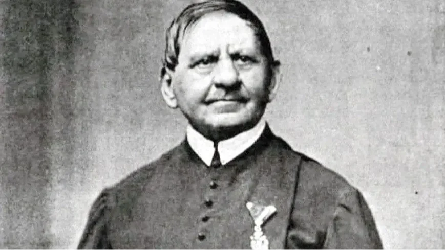 Dr Ányos Jedlik photographed by Ede Ellinger in 1896. Source: Wikimedia Commons