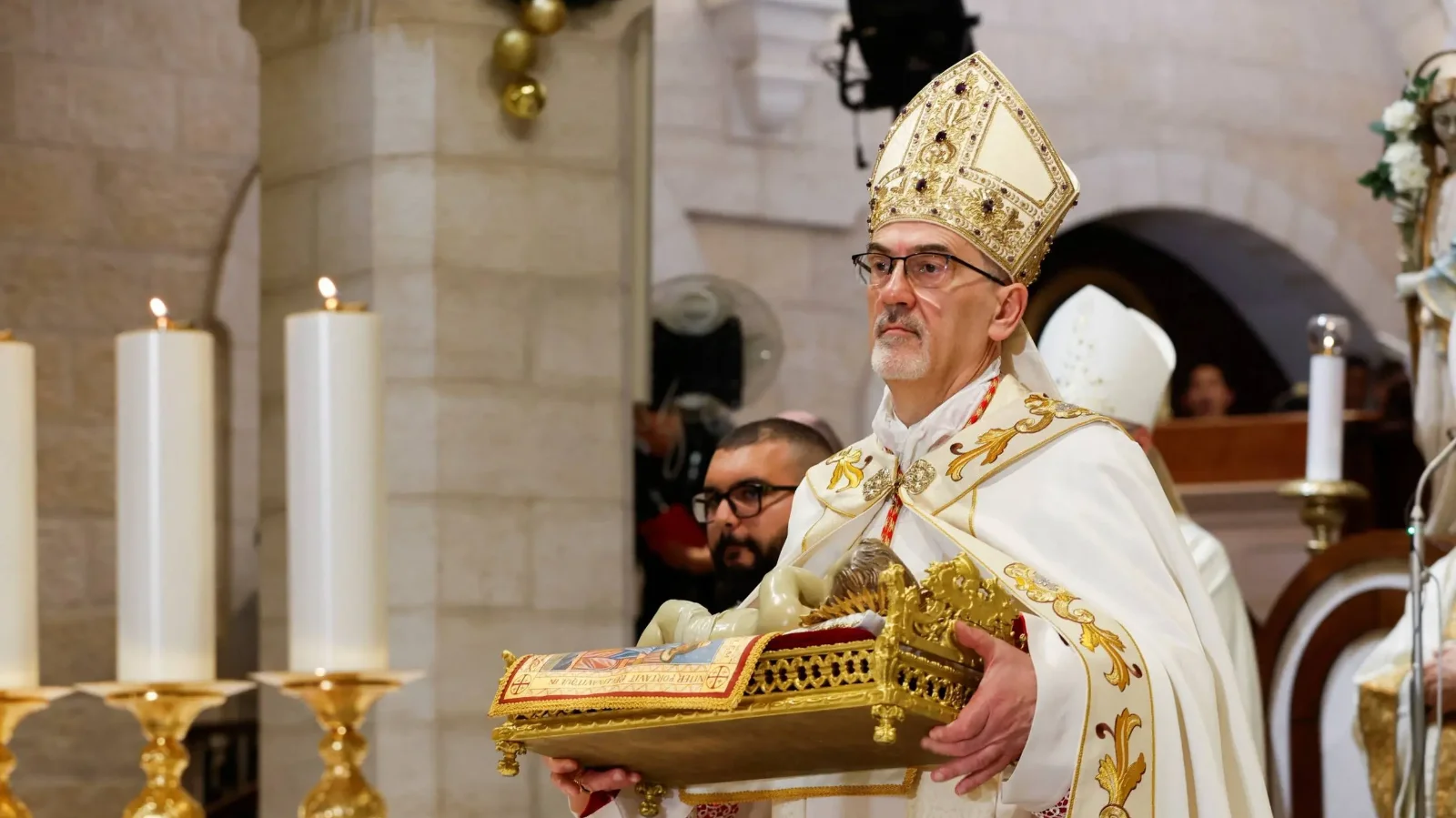 Pierbattista Pizzaballa karácsonyesti misét mutat be Betlehemben, 2025. december 24-én | Ammár Avad/OSV News/Reuters/