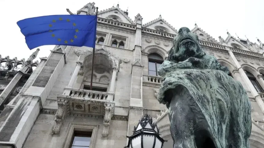 Az Európai Unió zászlója a Parlamenten 2011 januárjában | Kép forrása: Kisbenedek Attila/AFP 