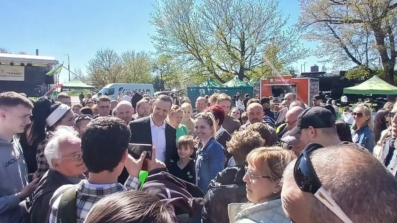 Kép forrása: X/Toroczkai László