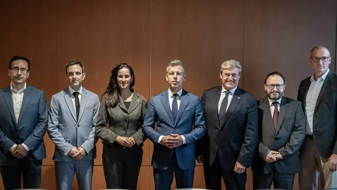 Kép forrása: Magyar Péter Facebook-oldala