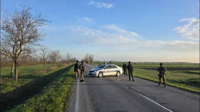 Útlezárás Oromhegyes közelében 2026. árpilis 6-án | Kép forrása: Tanjug/MUP Srbije